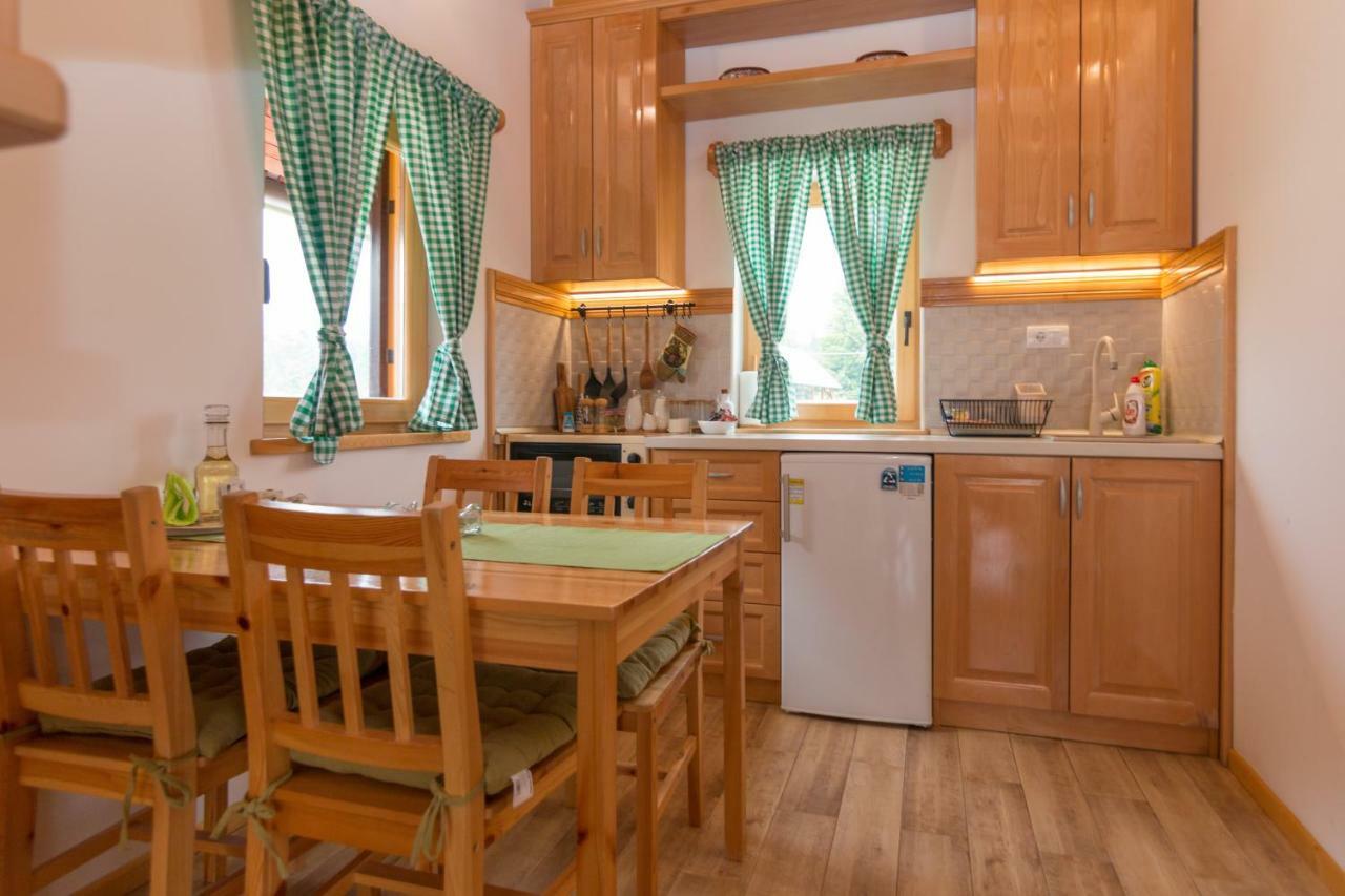 Mountain House Popovic Tara Villa บายินา บาชตา ภายนอก รูปภาพ